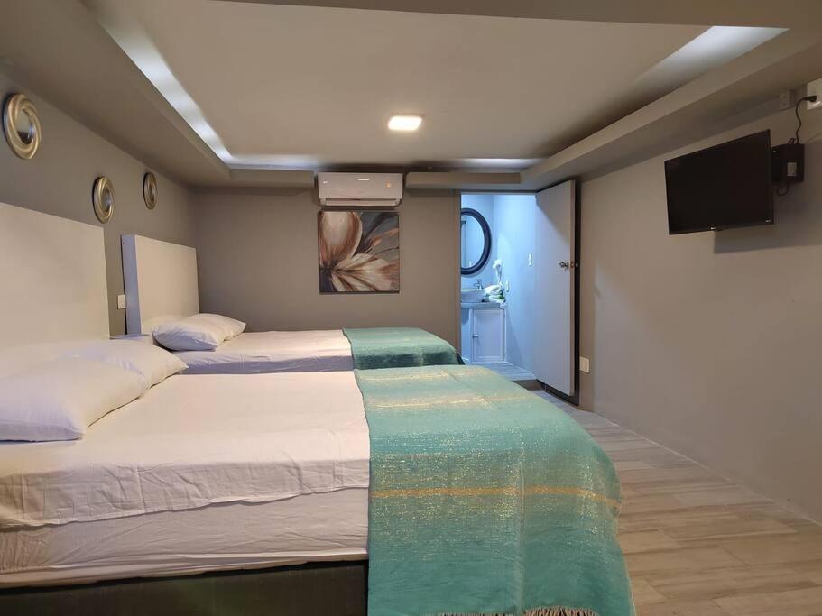 10Th Ave Suite Cozumel Luaran gambar